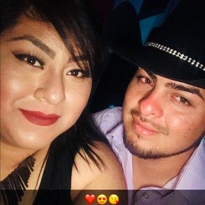 Meet your Posher, Mariela